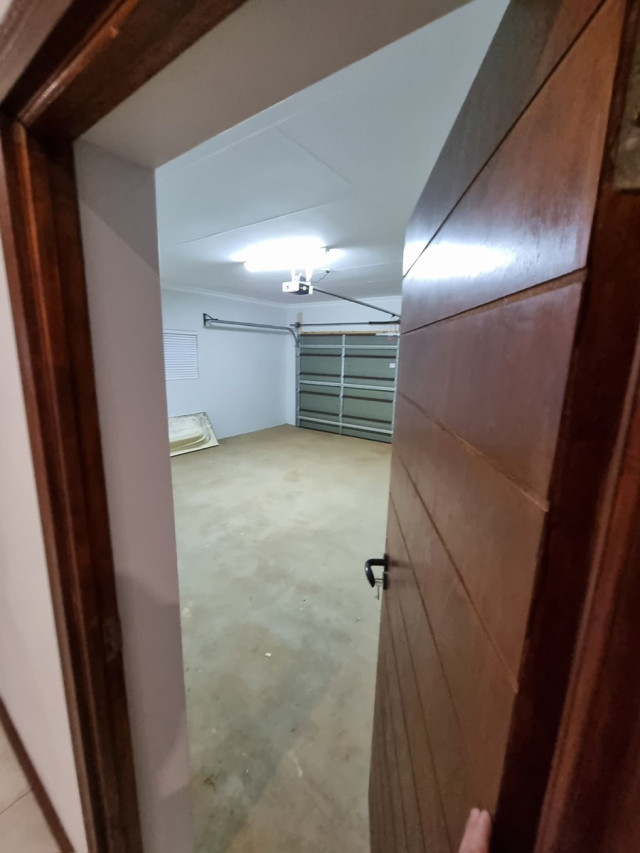 3 Bedroom Property for Sale in Melodie North West